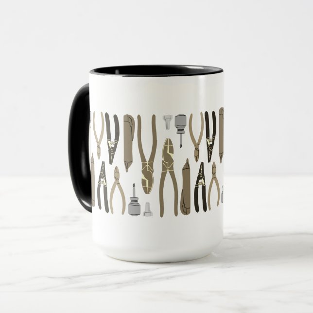 Mug Outils à main pour électricien (Devant gauche)