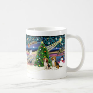 Mug Paire de Beagles de la Magie de Noël
