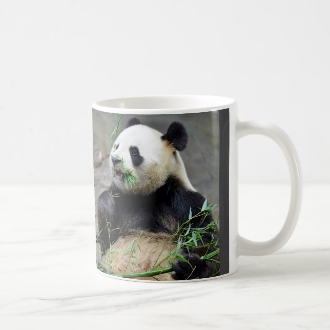 Mug Panda géant mangeant du bambou (Droite)