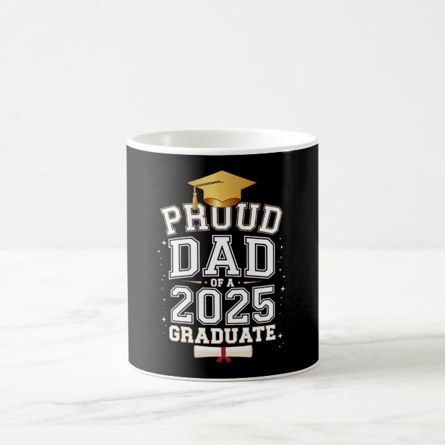 Mug Papa fier d'un diplômé de 2025 Famille remise de d (Centre)