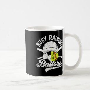 Mug Papa occupé à élever des minots. Foot Softll Papa
