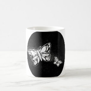 Mug papillon dessiné à la main