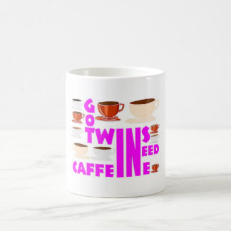 Mug parent de jumeaux a besoin de caféine