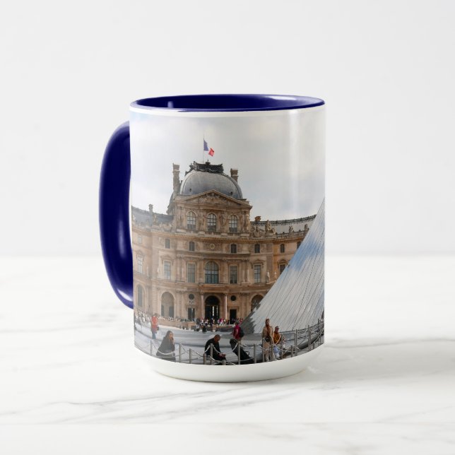 Mug Paris. France. Louvre (Devant gauche)