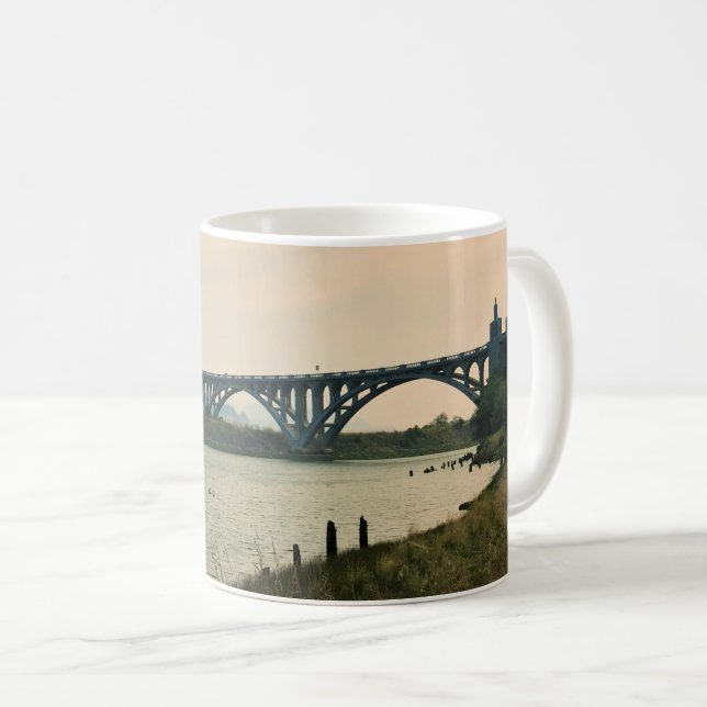 Mug Patterson Bridge, Gold Beach, Oregon (Devant droit)