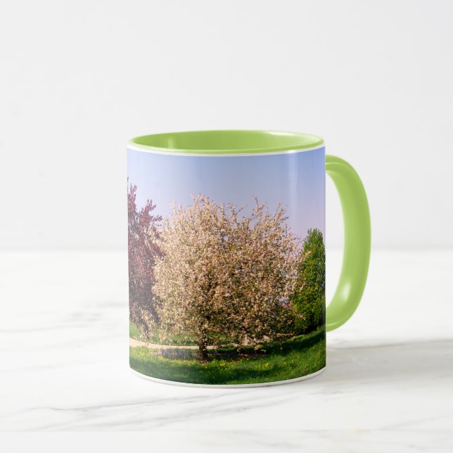 Mug Paysage magnifique et arbres (Devant droit)