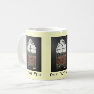 Mug paysage rural vue depuis la fenêtre de l'église