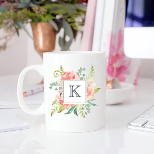 Mug Pêche et crème Aquarelle Florale avec Monogramme