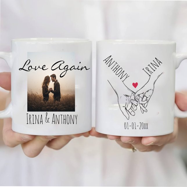Mug Personalized Holding Hands Couple Names & Date  (Créateur téléchargé)