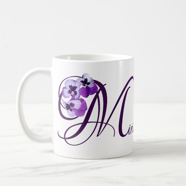 Mug Personnalisable Miriam nom mauve pansé floral boho (Gauche)