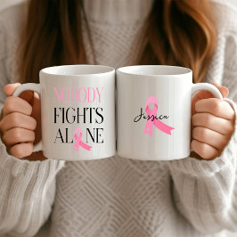 Mug Personne ne combat seul le ruban rose