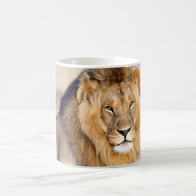 Mug Photo de lion majestueuse (Centre)