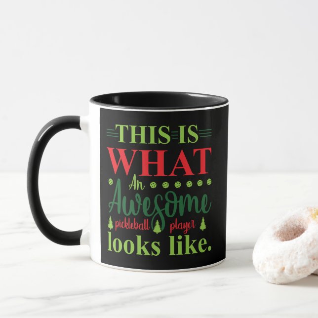 Mug Pickleball Semble Un Sport Amusant Café Noir (Avec donut)