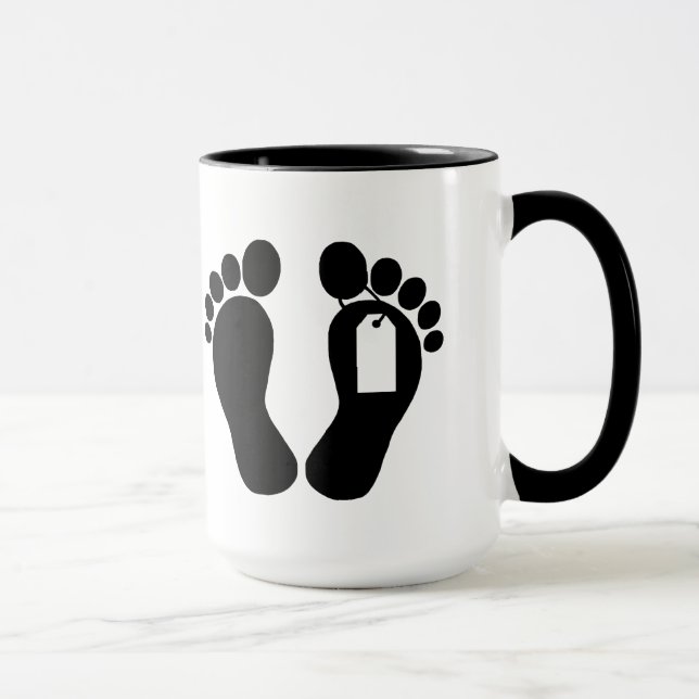 Mug Pieds en silhouette avec étiquette d'orteil (Droite)