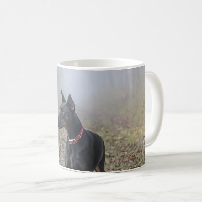 Mug Pinscher de dobermann (Devant droit)