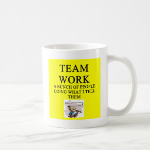 Mug plaisanterie de travail d'équipe