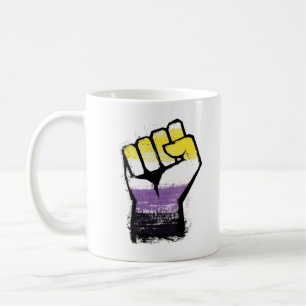 Mug Poing de la fierté non binaire de protestation