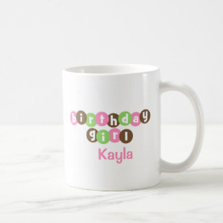 Mug Points de fille d'anniversaire personnalisés