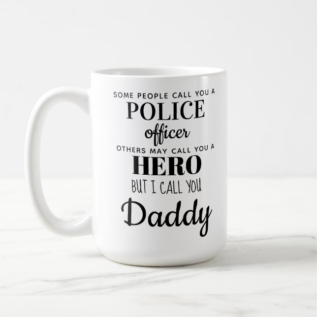 Mug Police Officier Hero Daddy Fête des pères Photo (Gauche)