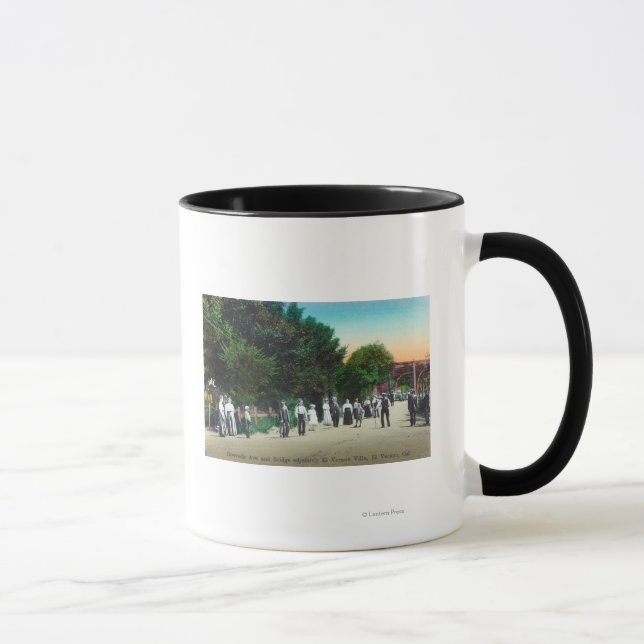 Mug Pont attenant à la Villa El Verano (Droite)