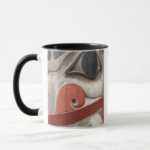 Mug Poteaux totémiques au Musée du centre du patrimoin