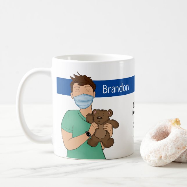 Mug Praticien d'infirmières pédiatriques masculines (Avec donut)