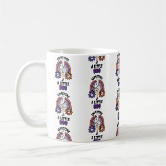 Mug Pregnant Ghost Purple Attendez-vous à un petit Boo