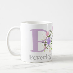 Mug Premier nom initial plus Beverley avec fleurs