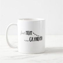 Première de maman grand-maman maintenant - famille