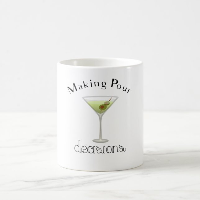 Mug Prendre des décisions avec du verre Martini (Centre)