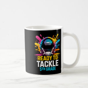 Mug Prêt à attaquer les enfants de football de 5e anné
