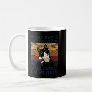 Mug Quel jour est aujourd'hui qui s'intéresse Je suis 