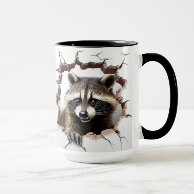 Mug racoon dans un mur fissuré (Droite)