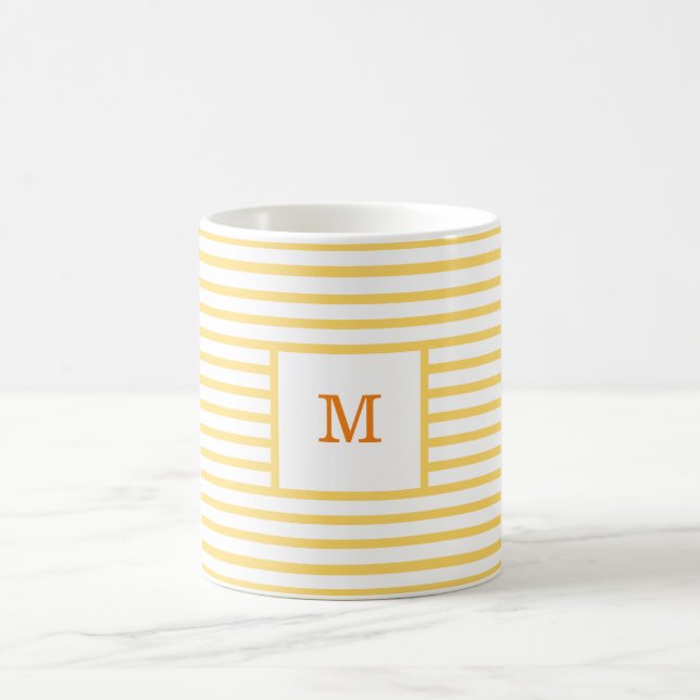 Mug Rayures jaunes et blanches Monogramme personnalisé (Centre)
