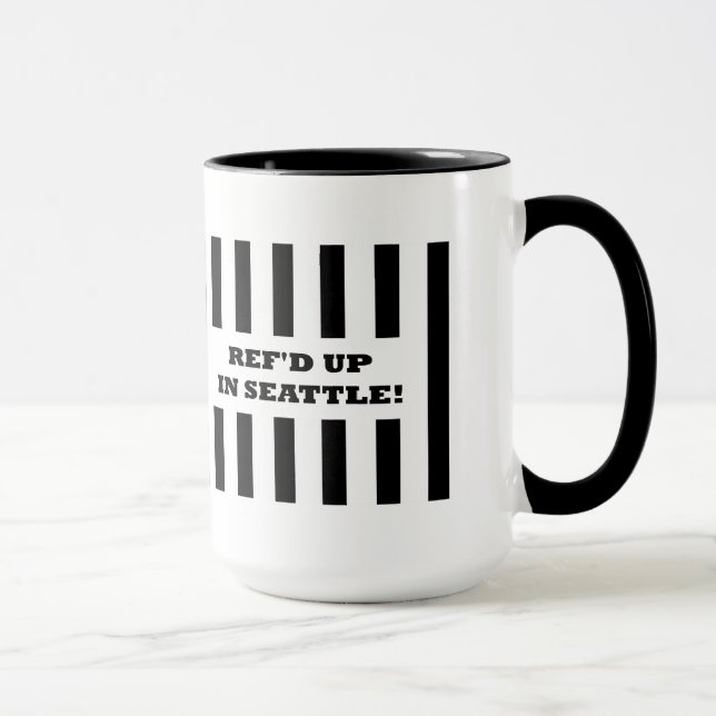 Mug Ref Up In Seattle avec les arbitres de remplacemen (Droite)