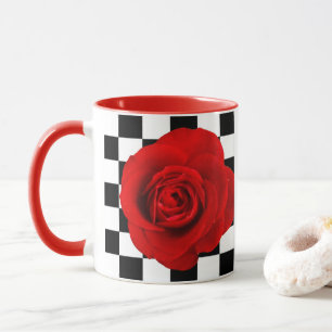Mug Rose Checkmate élégant rose sur un à damiers dos