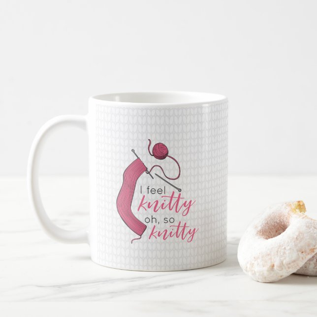 Mug Rose Je Me Sens Knitty, Oh Tellement Knitty (Avec donut)