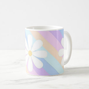 Mug roses blanches avec un arrière - plan coloré
