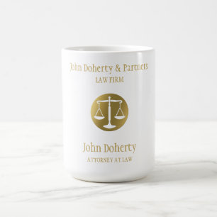 Mug Scales d'or classiques de la justice  Bureau du dr