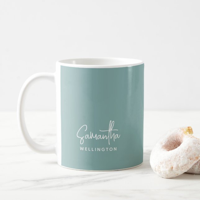 Mug Script moderne Monogramme Turquoise Mint Vert Nom (Avec donut)