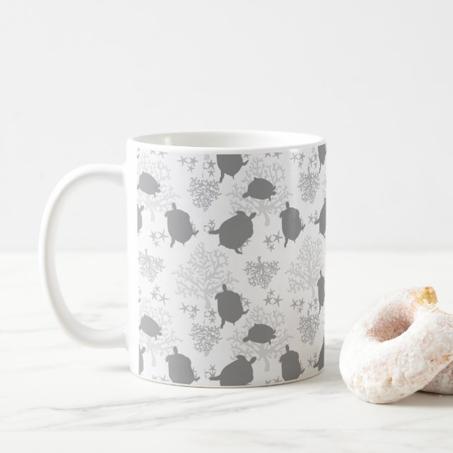 Mug Sea Turtle Ocean Motif Gris Art (Avec donut)