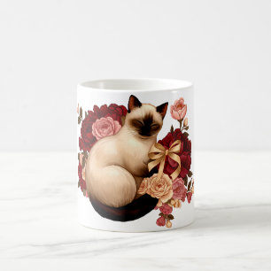 Mug Sérénité florale : chat siamois recroquevillé en f