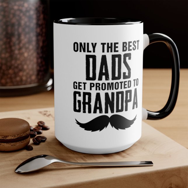 Mug Seuls les meilleurs papas sont promus au café gran (Créateur téléchargé)
