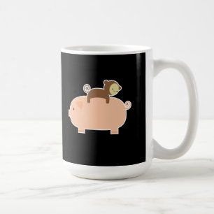 Mug Singe de bébé montant vers l'arrière sur un porc