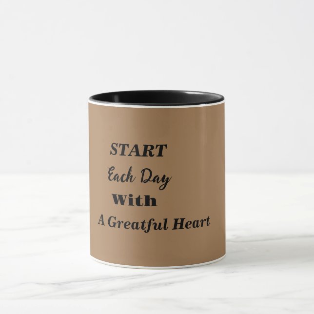 Mug Sip & Savourez Gratitude avec chaque Sip (Centre)