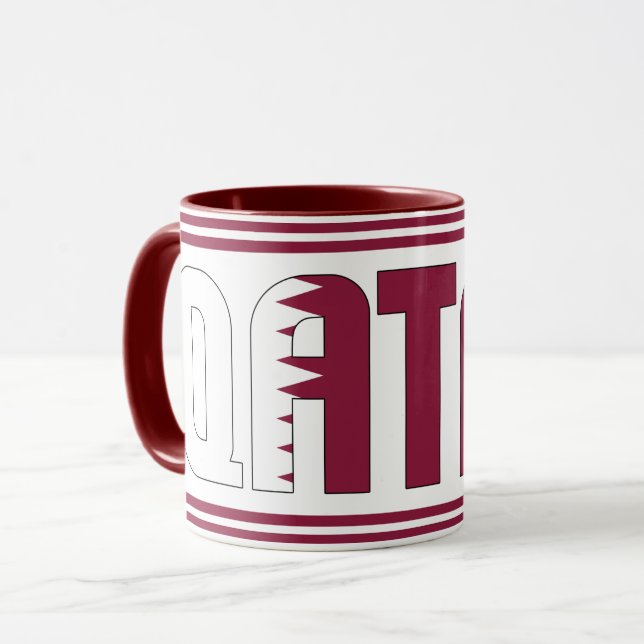 Mug Sippin' avec le café patriotique du Qatar (Devant gauche)