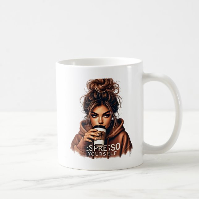 Mug Smirk Mischievous - Fille Stylish Sipping Café (Droite)