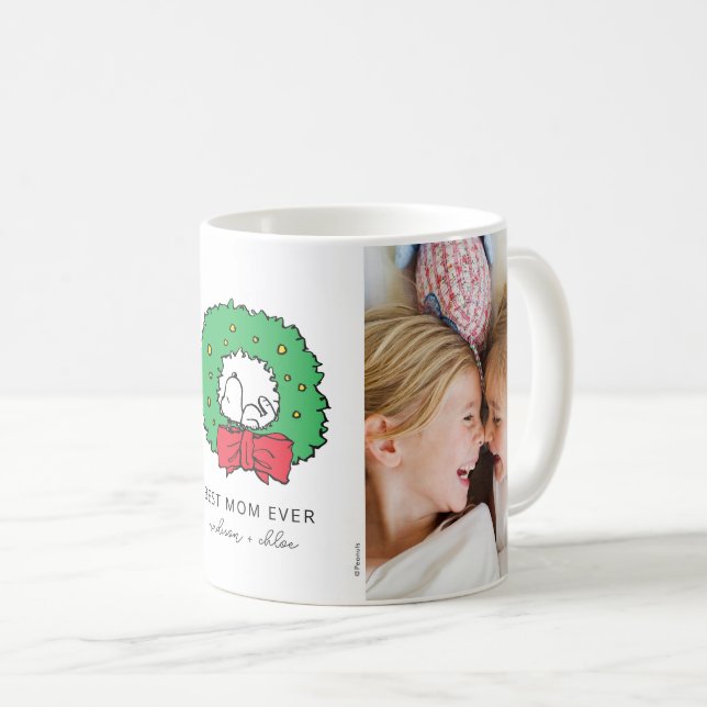 Mug Snoopy Christmas Wreath | Meilleure photo de maman (Devant droit)