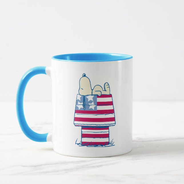 Mug Snoopy sur 4 juillet Dog House (Gauche)