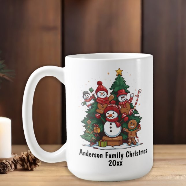Mug Snowman Gingbread Homme Famille Noël Année (Snowman family customizable Christmas mug. Add your family name and year.)
